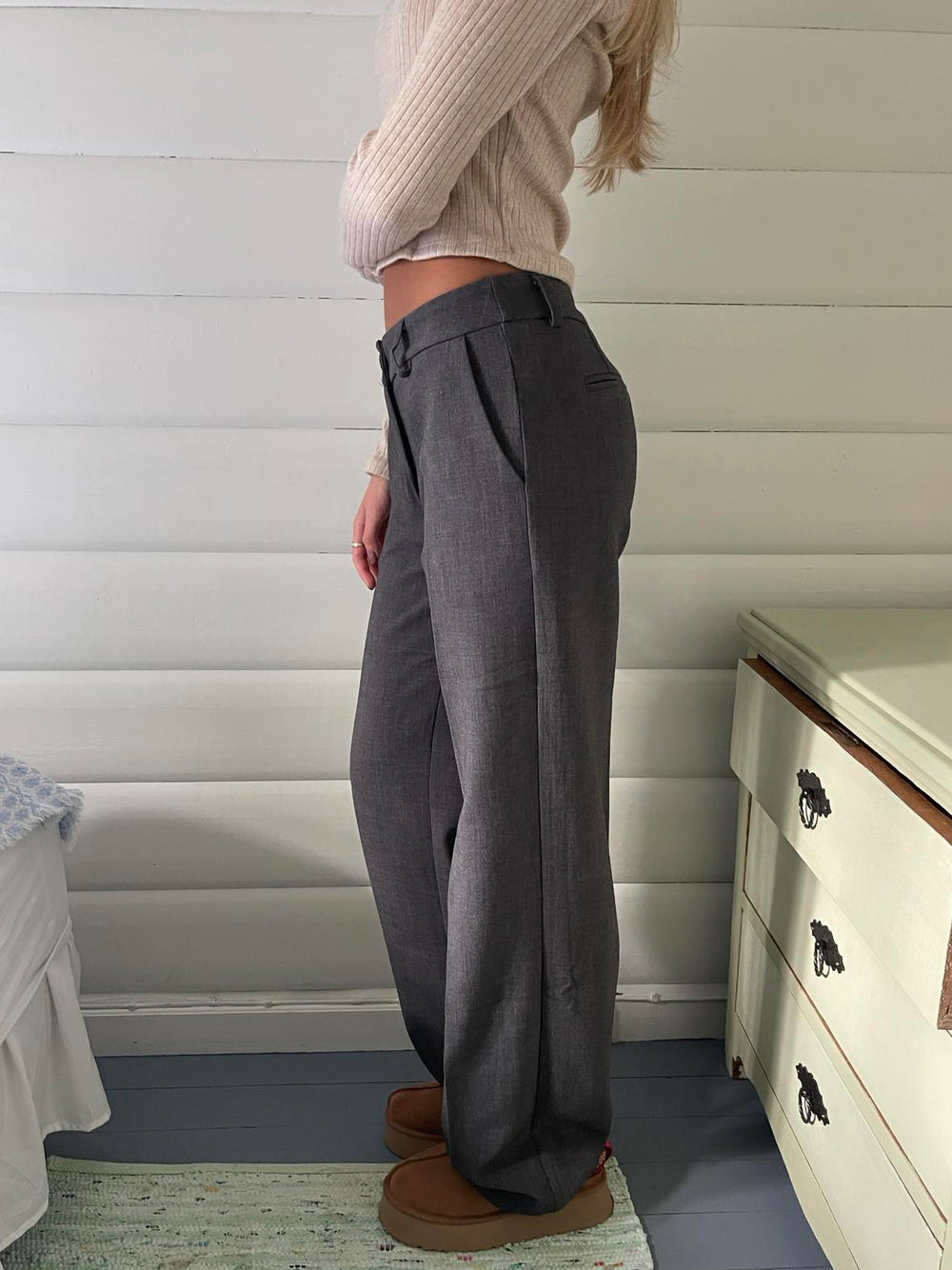 Kienna low-waisted suit pants - Grey