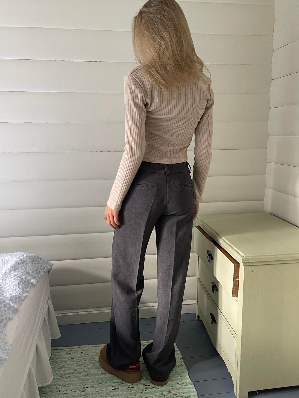 Kienna low-waisted suit pants - Grey