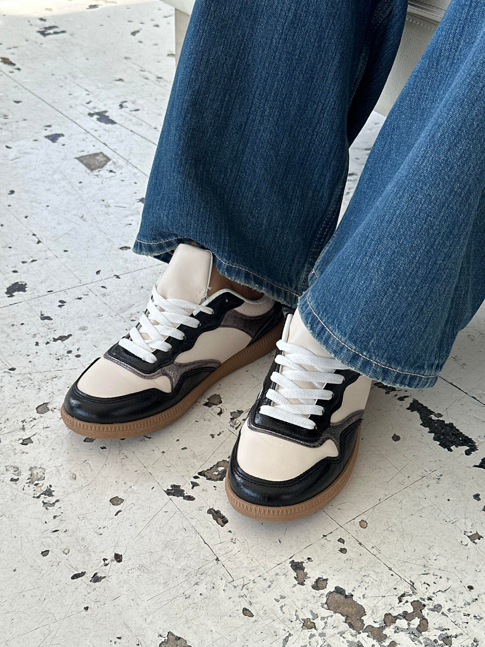 Apia sneakers with pattern - Black/white/grey