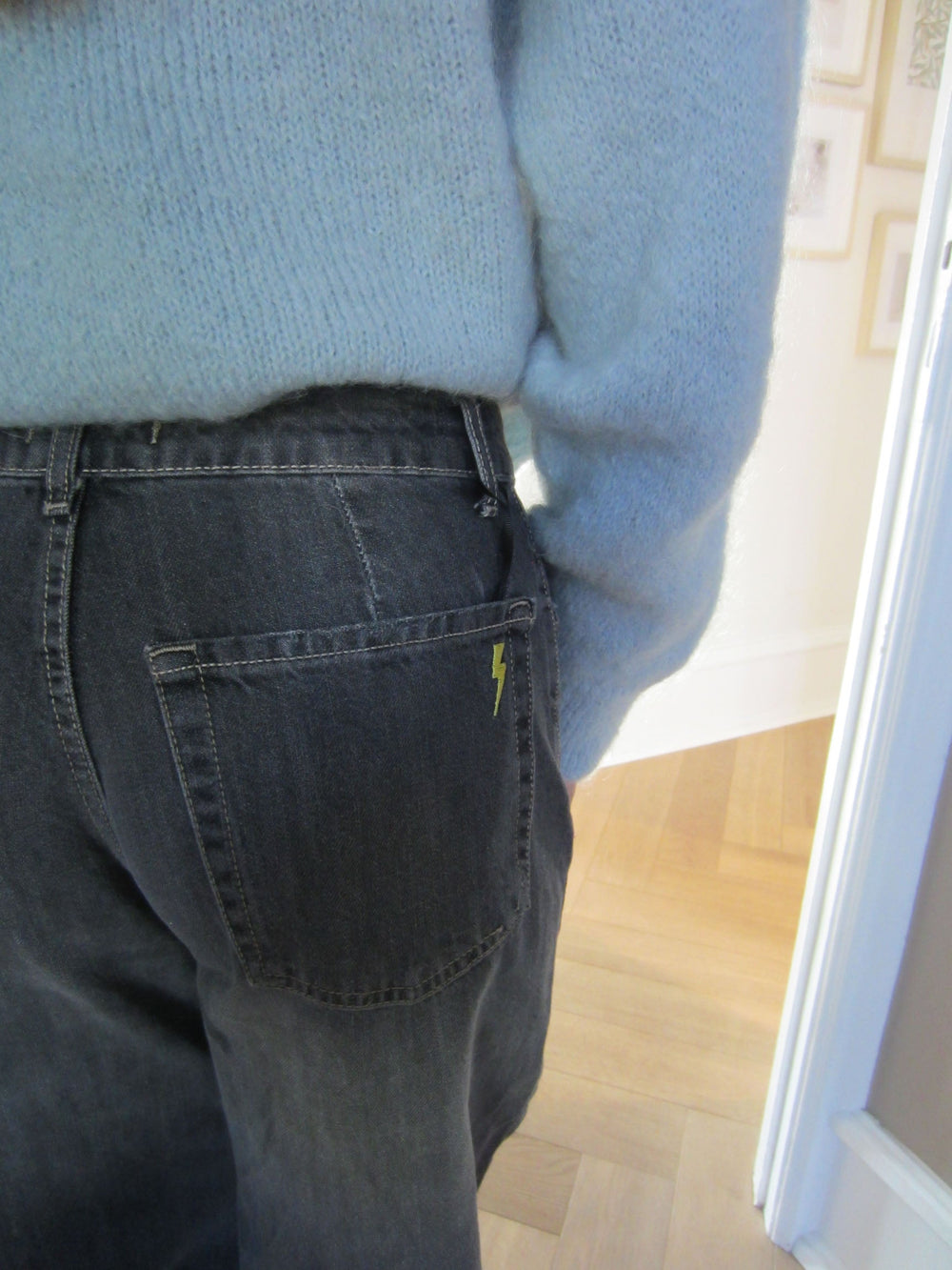 Alaia low-waisted jeans with lightning detail - Grey denim