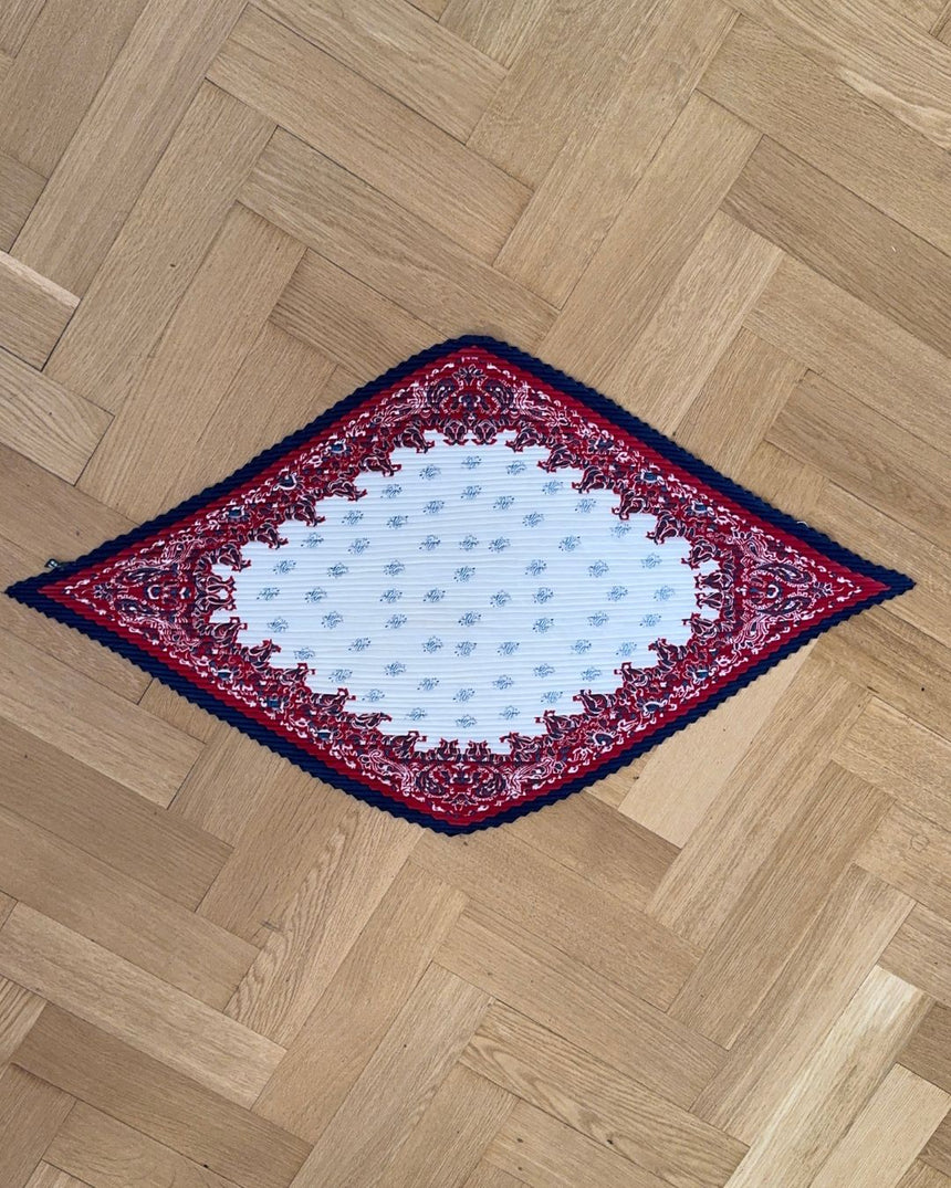 Scarf with pattern - Red/white/navy