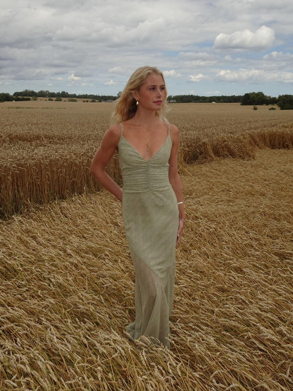 Lilje dress with pattern - Sage green