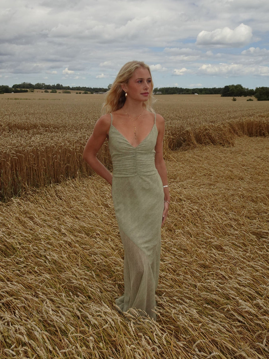Lilje dress with pattern - Sage green