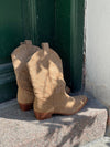 Bassau cowboy boots in beige imitated suede