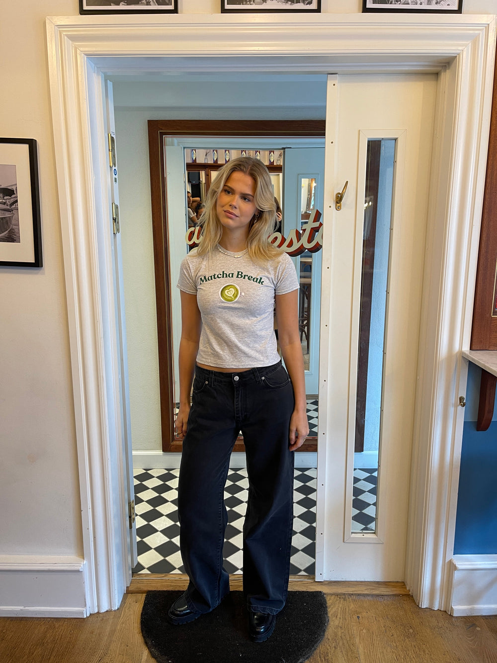 "Matcha break" baby tee - Grey