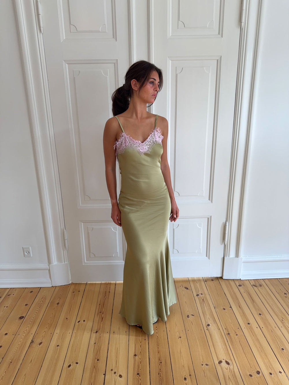 Vera satin dress -  Olive green/light pink