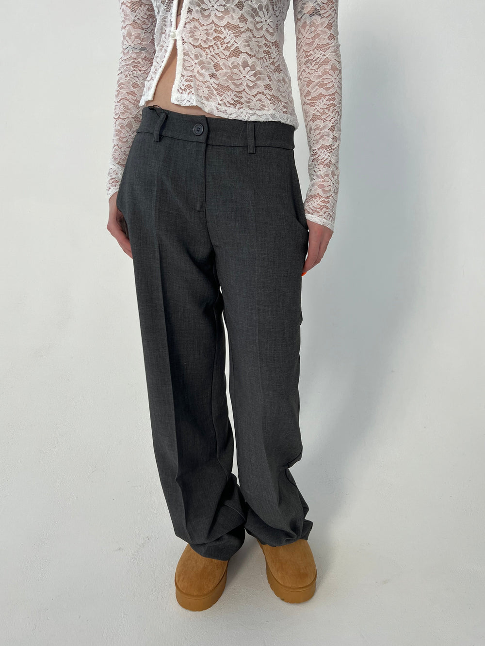 Kienna low-waisted suit pants - Grey