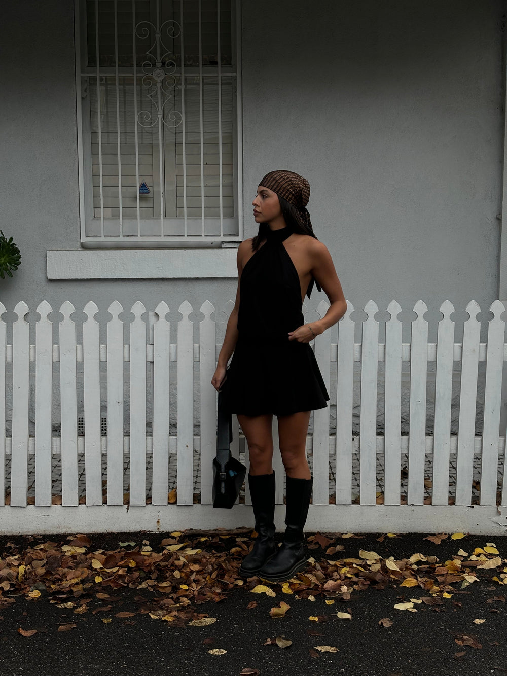 Kaiana dress with open back - Black