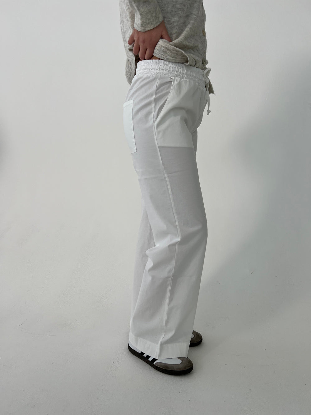 Lucille Pants with drawstring closure - White