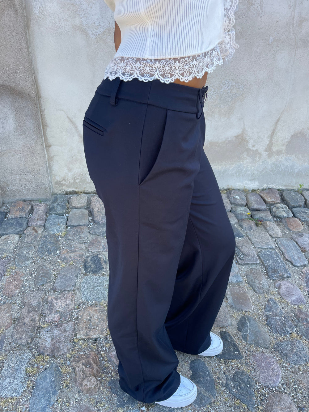 Kienna low-waisted suit pants - Navy
