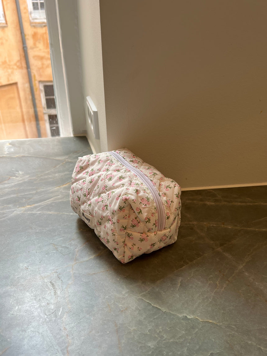 Honey small toiletry bag - White with pink flowers
