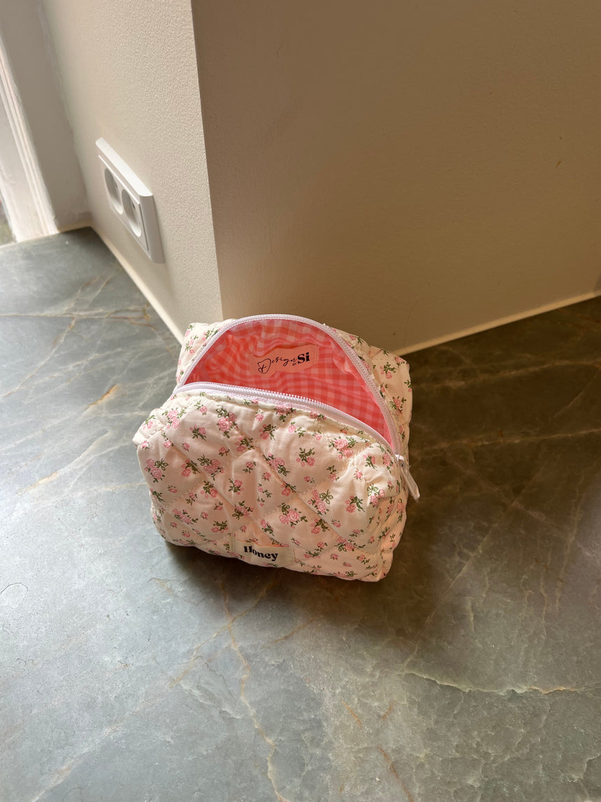 Honey small toiletry bag - White with pink flowers