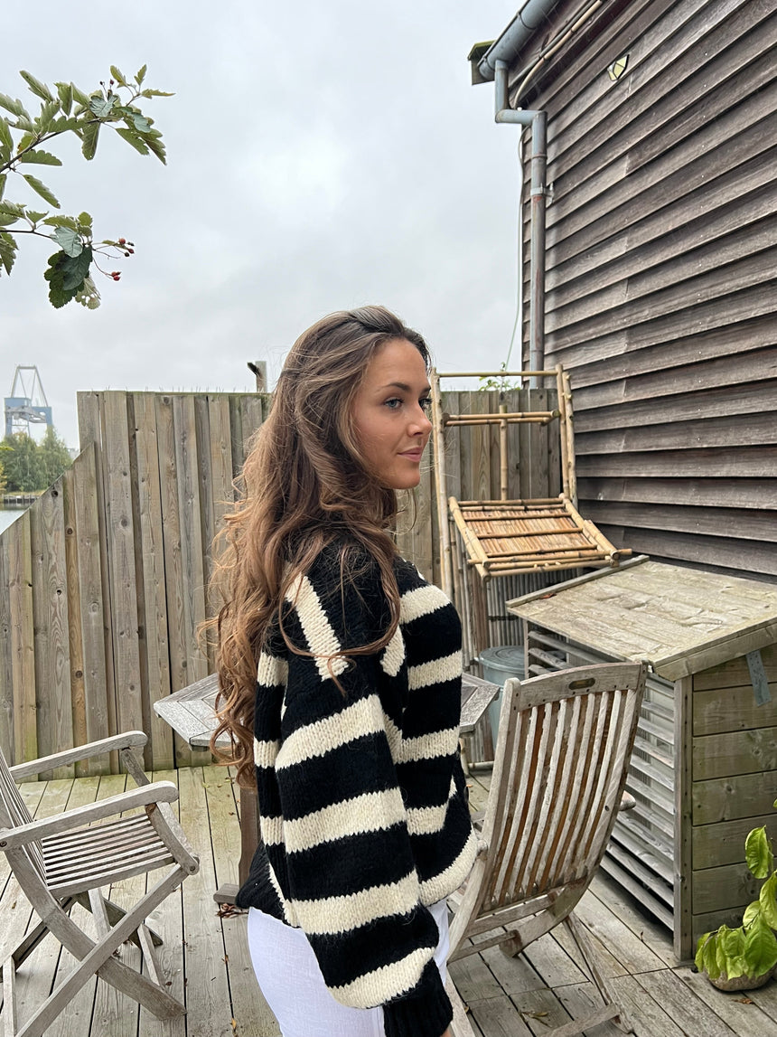 Flavia cardigan with stripes - Black/off white