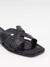 Paula sandals with crocodile print – Black