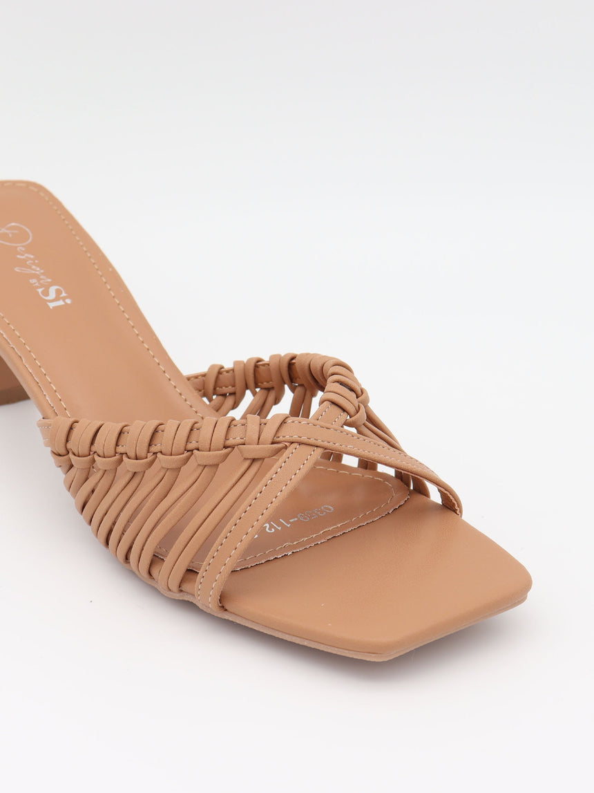 Elba mules with braided details – Beige