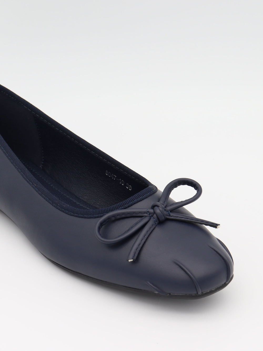 Eline ballerinas with detailing – Dark navy