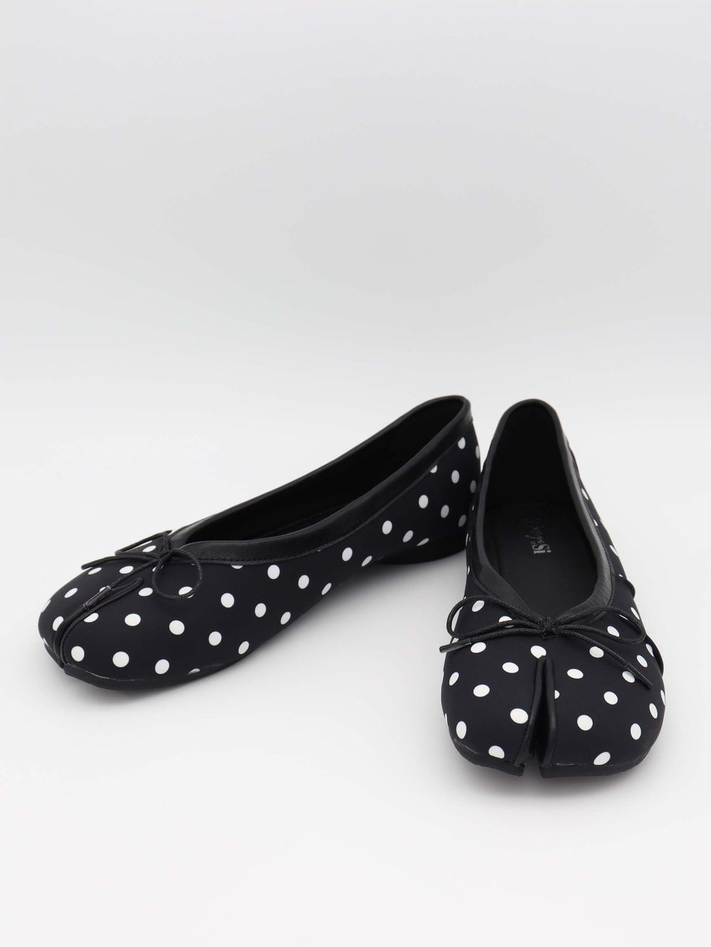 Tovea split toe ballerina with polka dots - Black/White