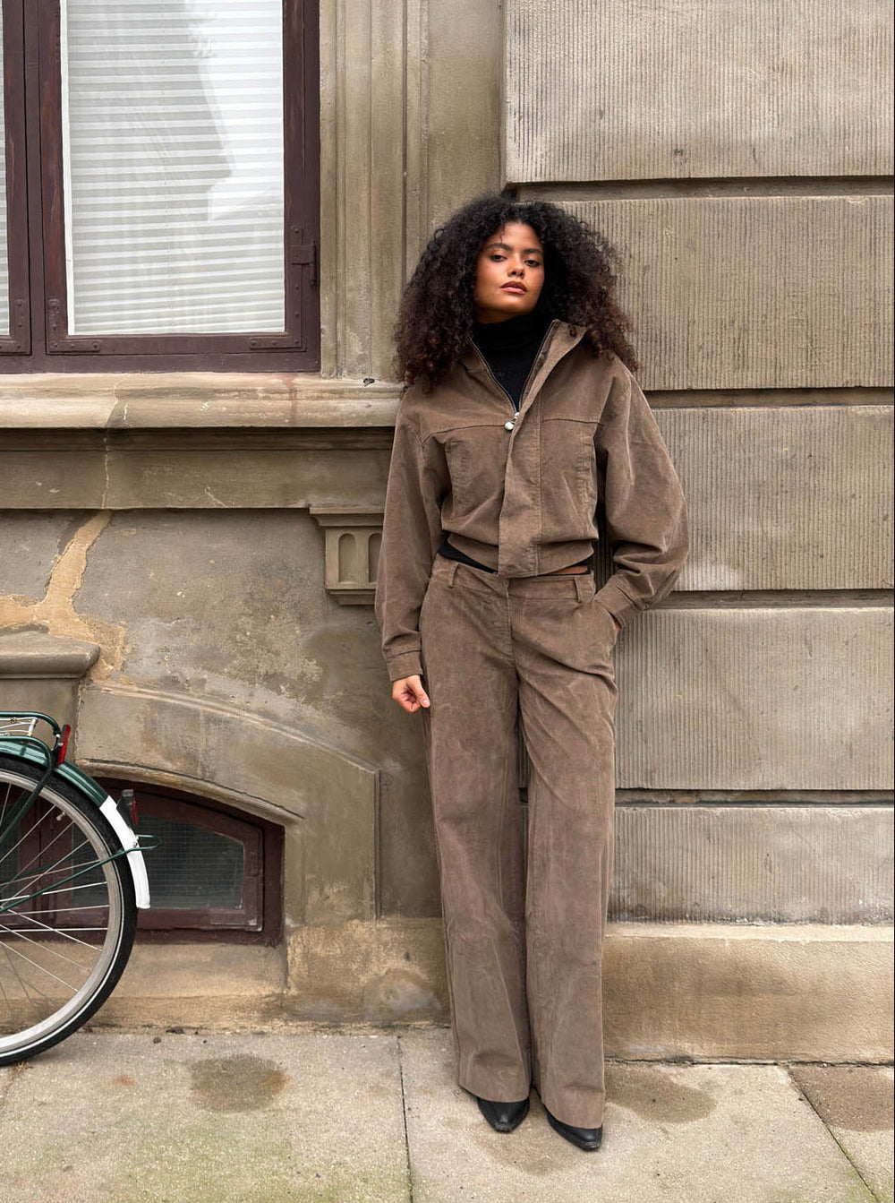 Velo corduroy trousers – Brown