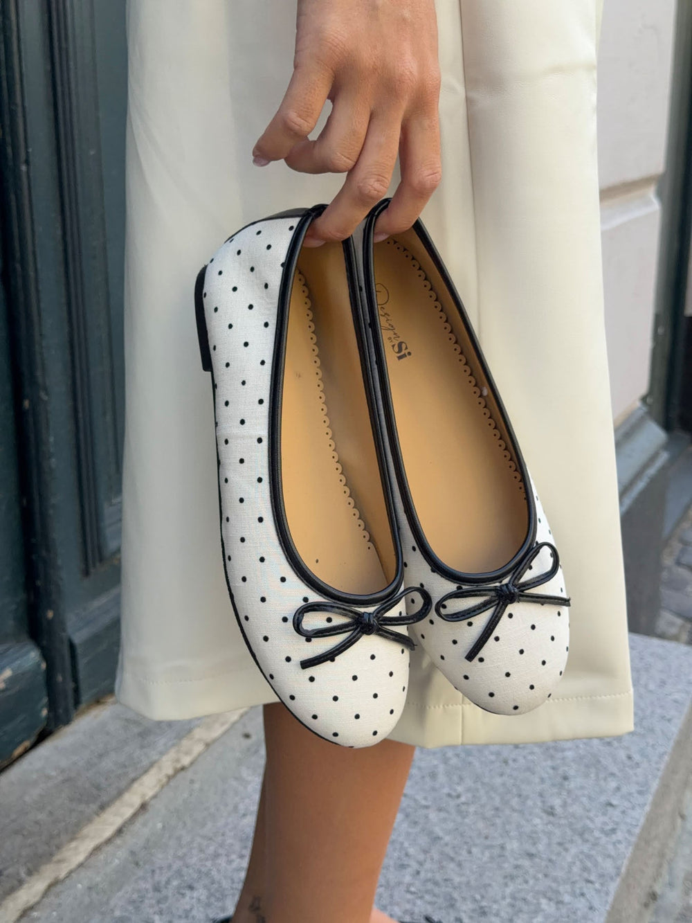 Zelia ballerina with polka dots - White/black