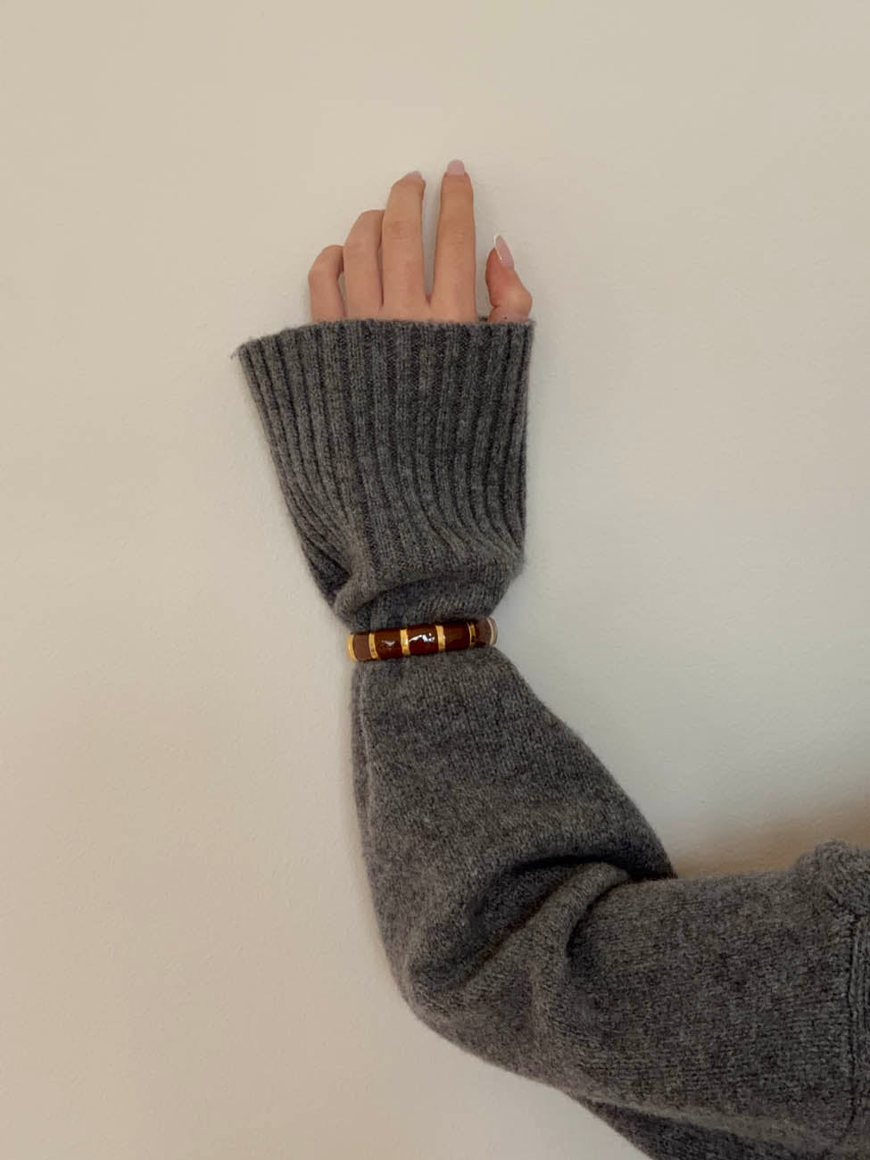 Eivora bracelet with stripes - brun/guld