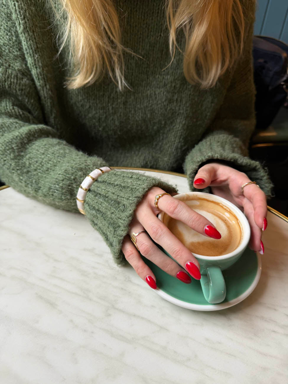 Eivora bracelet with stripes - Pearly/gold