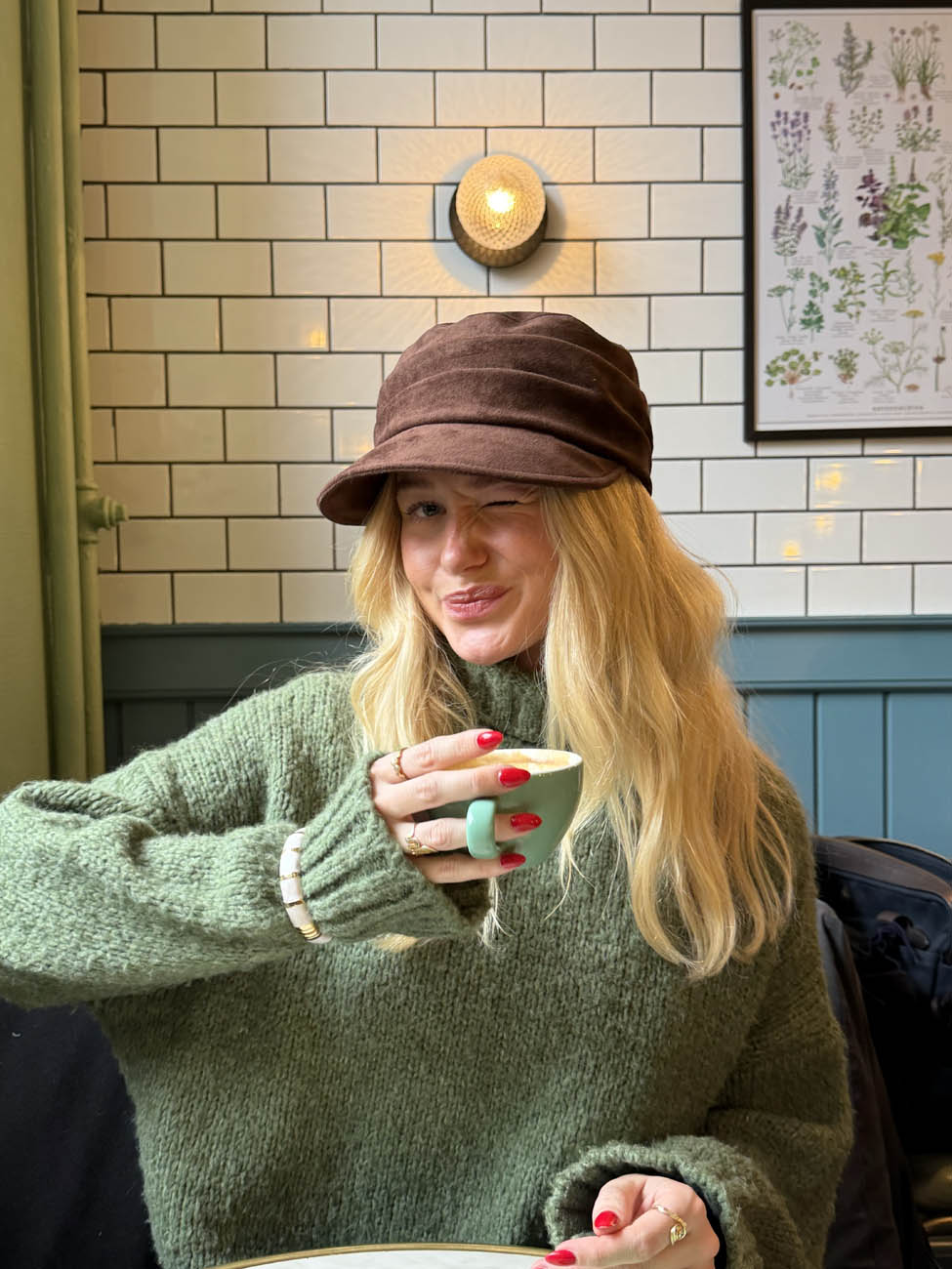 Eivora bracelet with stripes - Pearly/gold