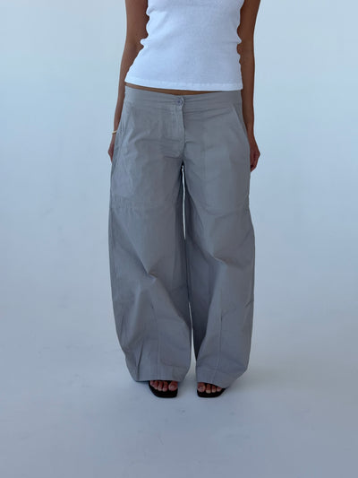 Loose pants
