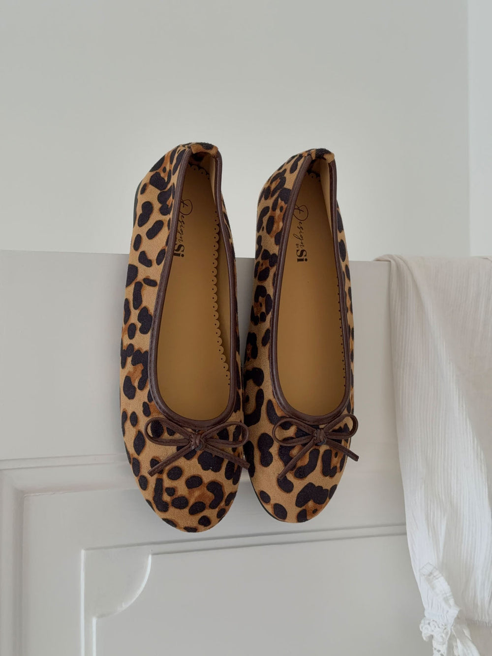 Leonia ballerina with leopard - Brown