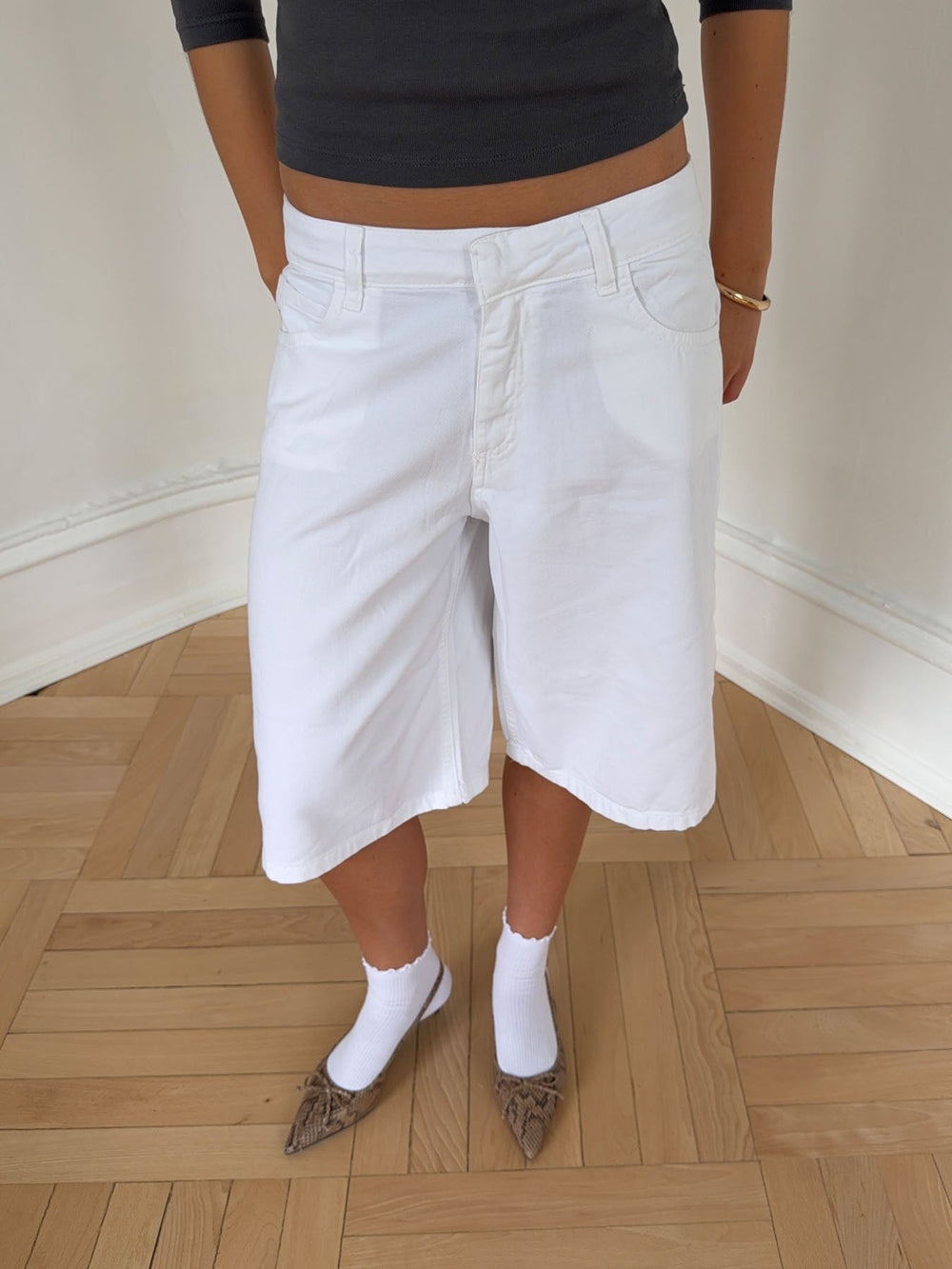 Ragna bermuda shorts - White