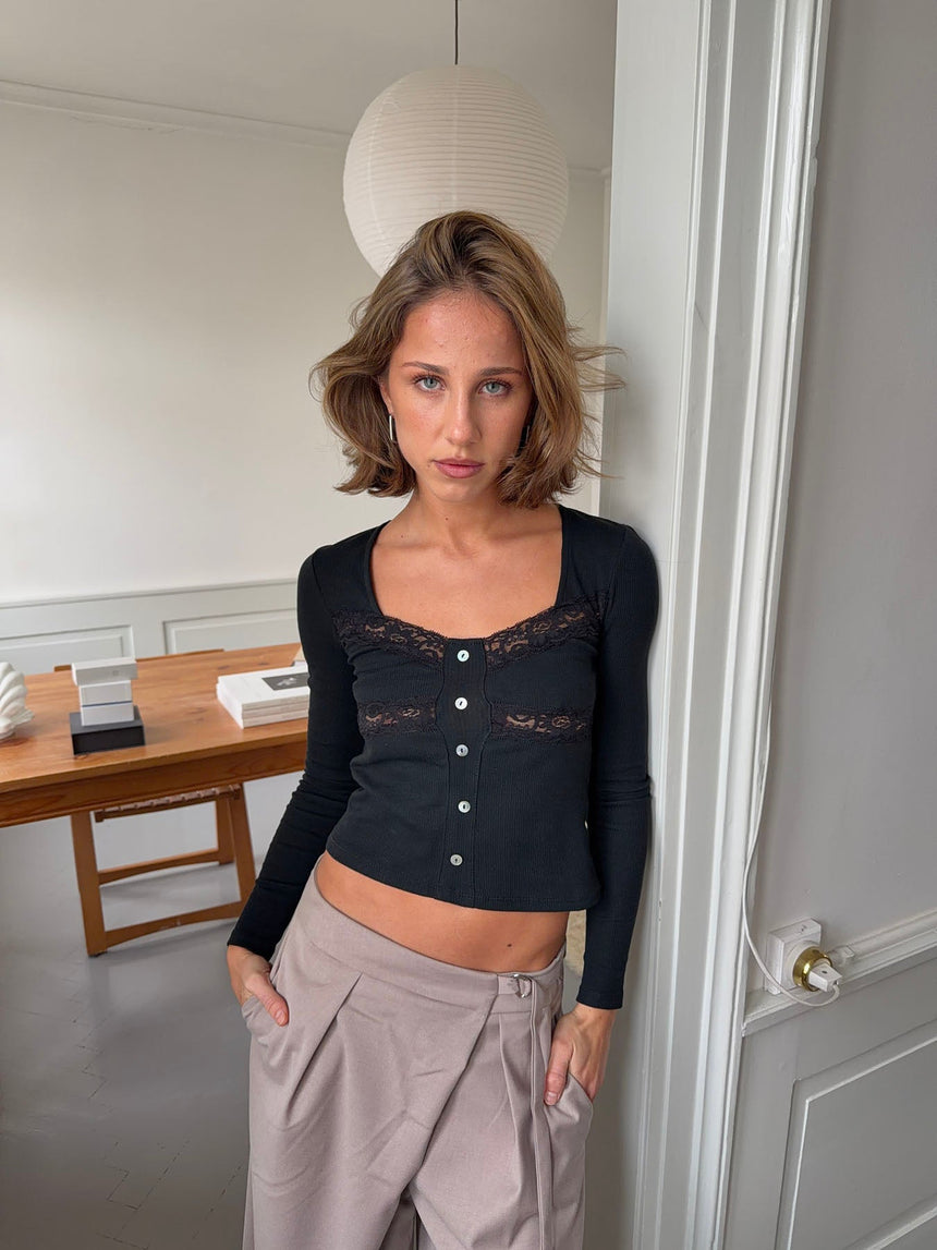 Liucina lace blouse with buttons - Black