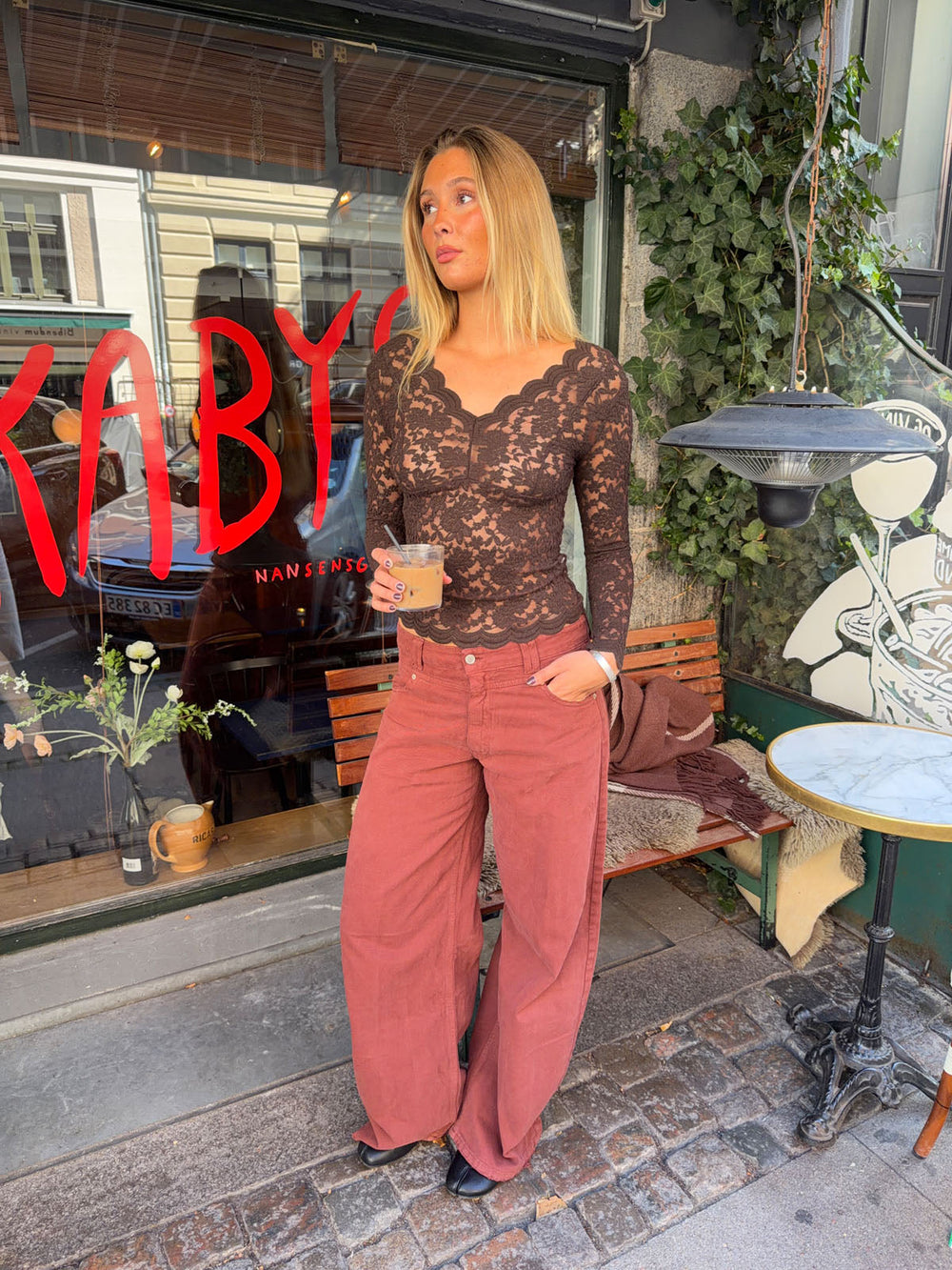 Bodil long-sleeve lace blouse - Brown