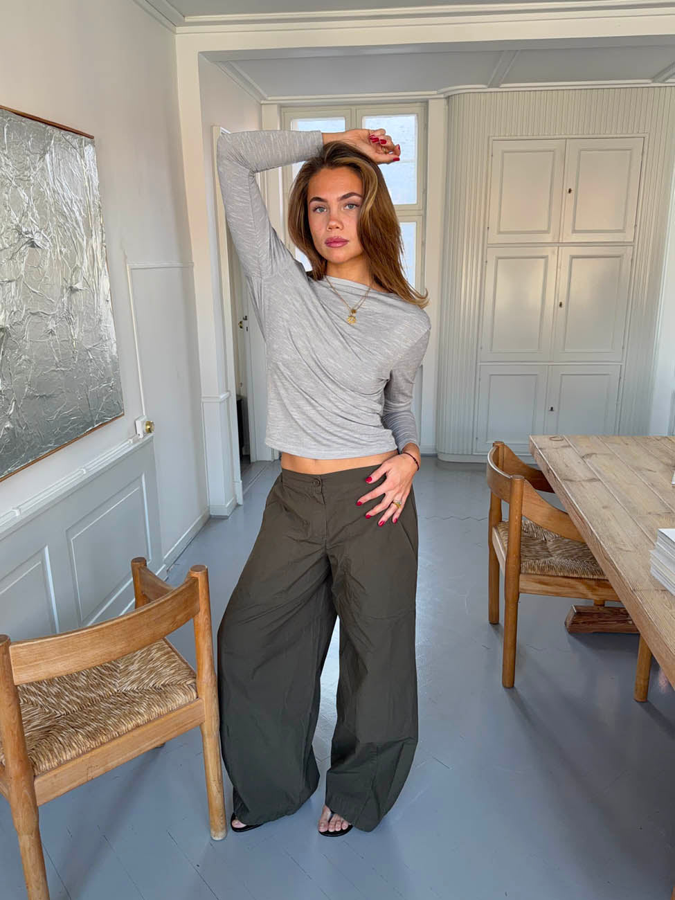 Cornelia blouse with open back - Light grey