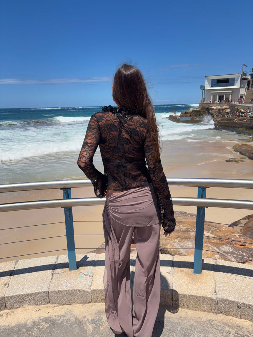 Margot blouse with ruffles - Black