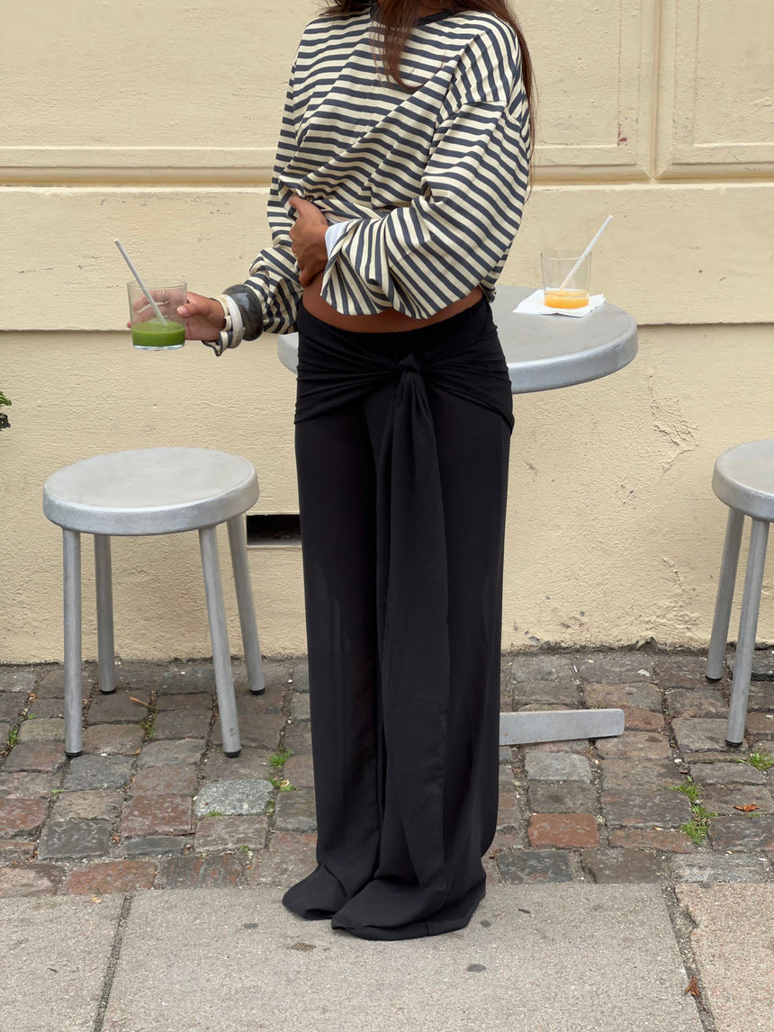 Estrella mesh trousers with tie detail – Black