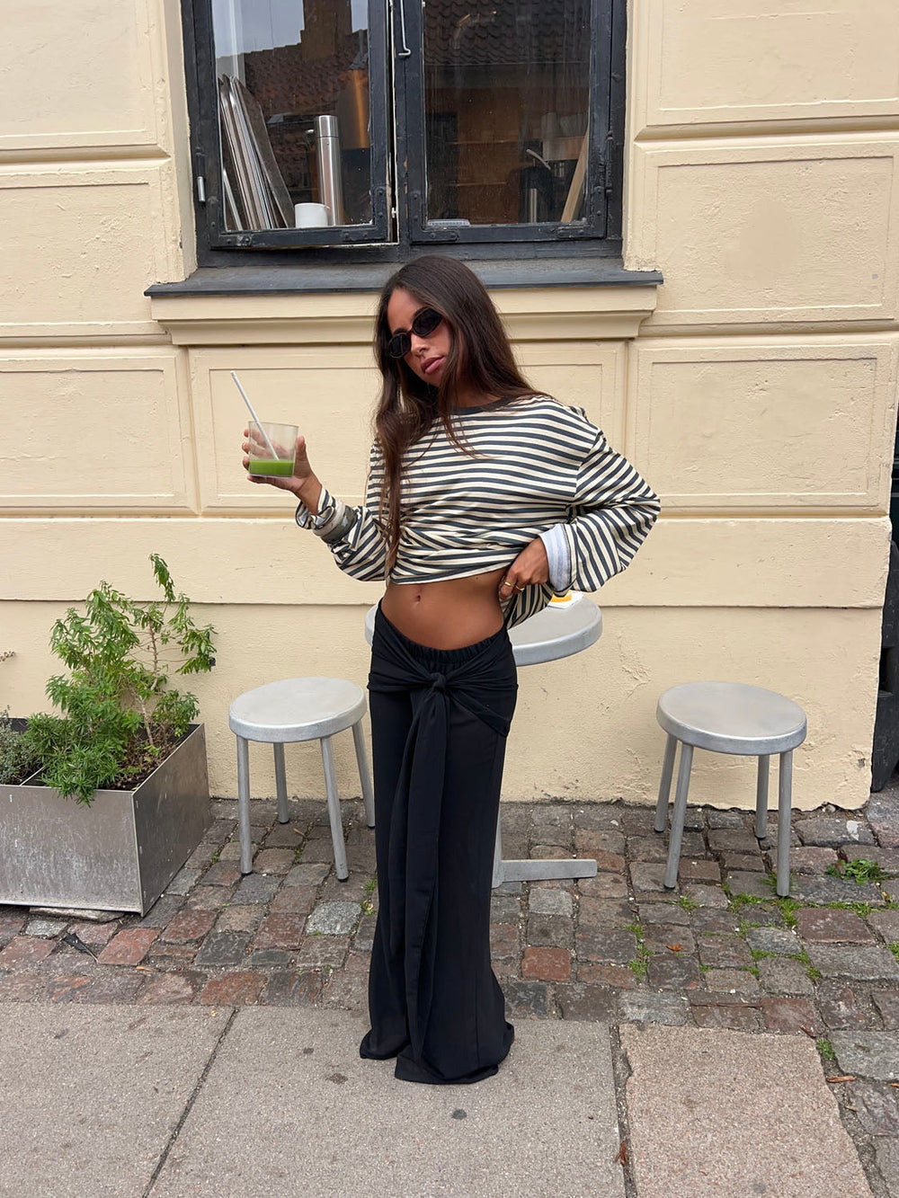 Estrella mesh trousers with tie detail – Black