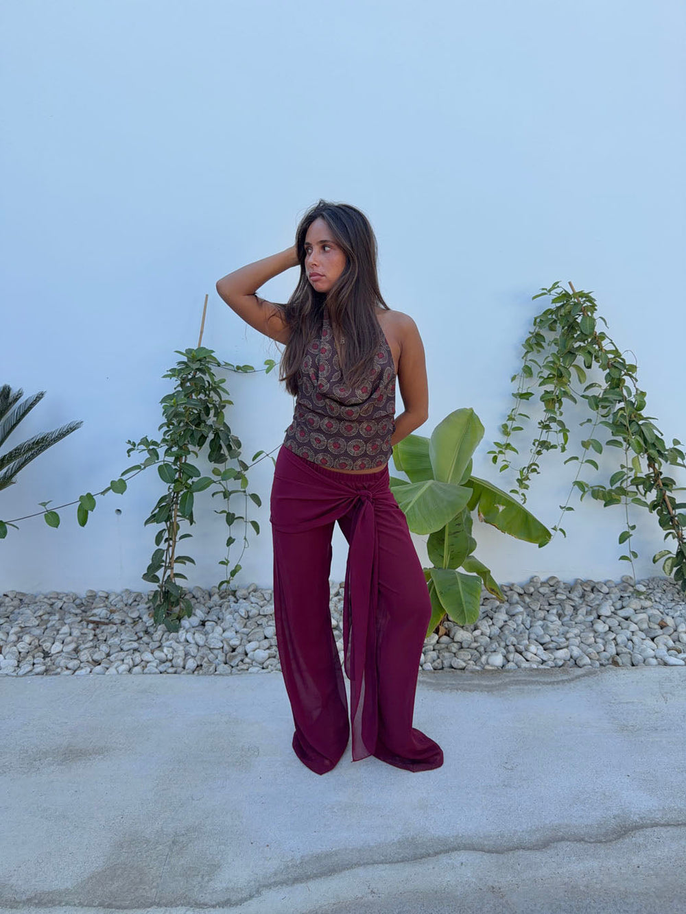 Estrella trousers in mesh with tie detail – Burgundy