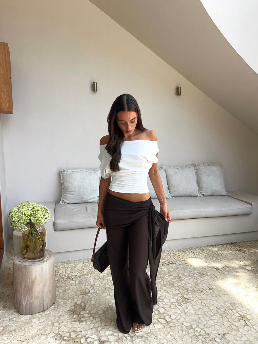 Estrella mesh trousers with tie detail – Brown