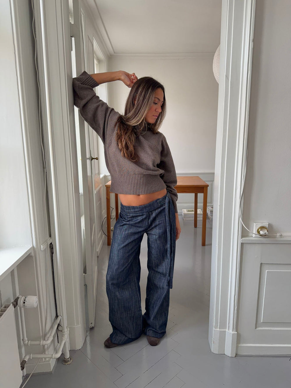 Karol trousers with belt – Dark blue