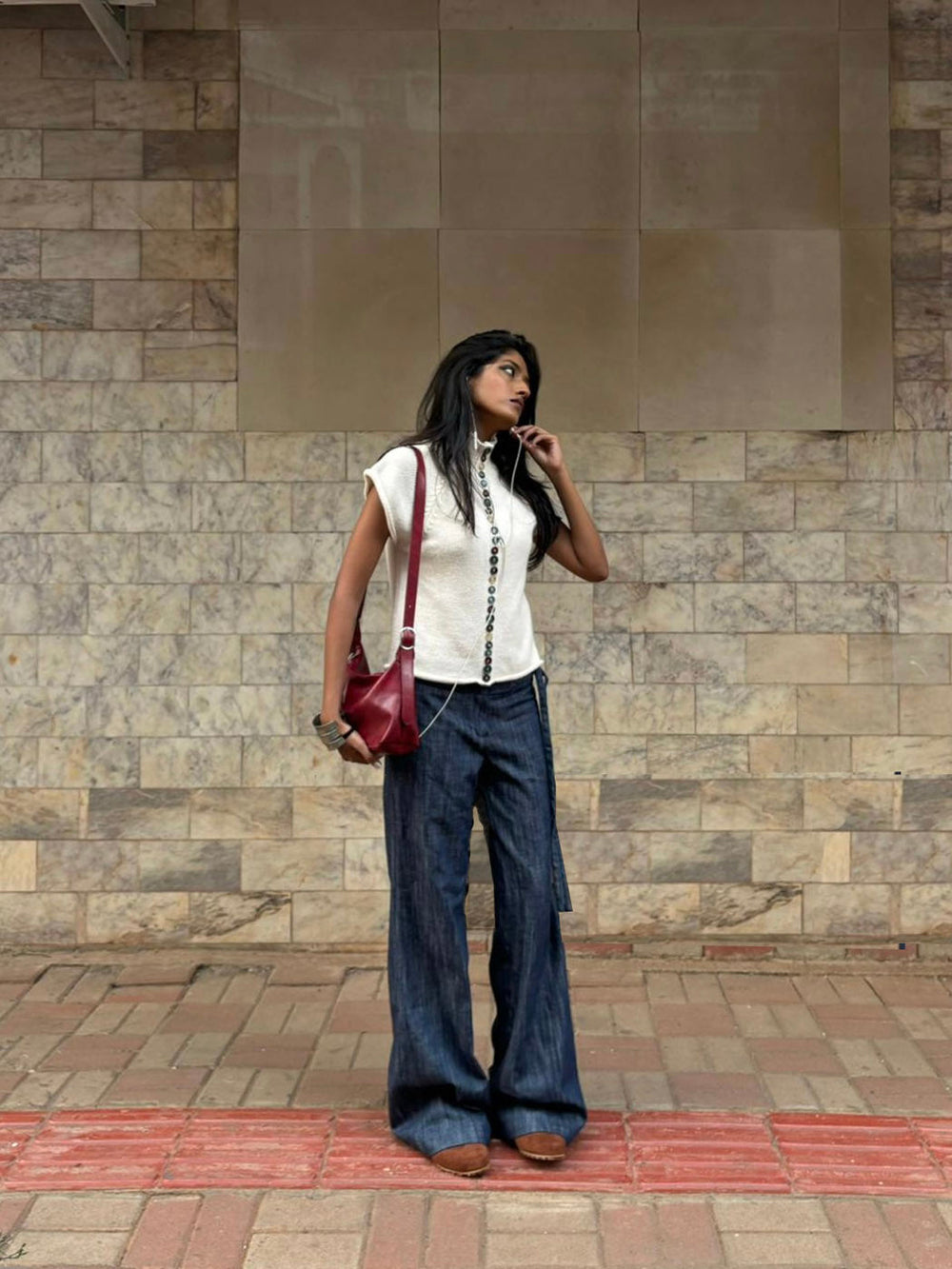 Karol trousers with belt – Dark blue