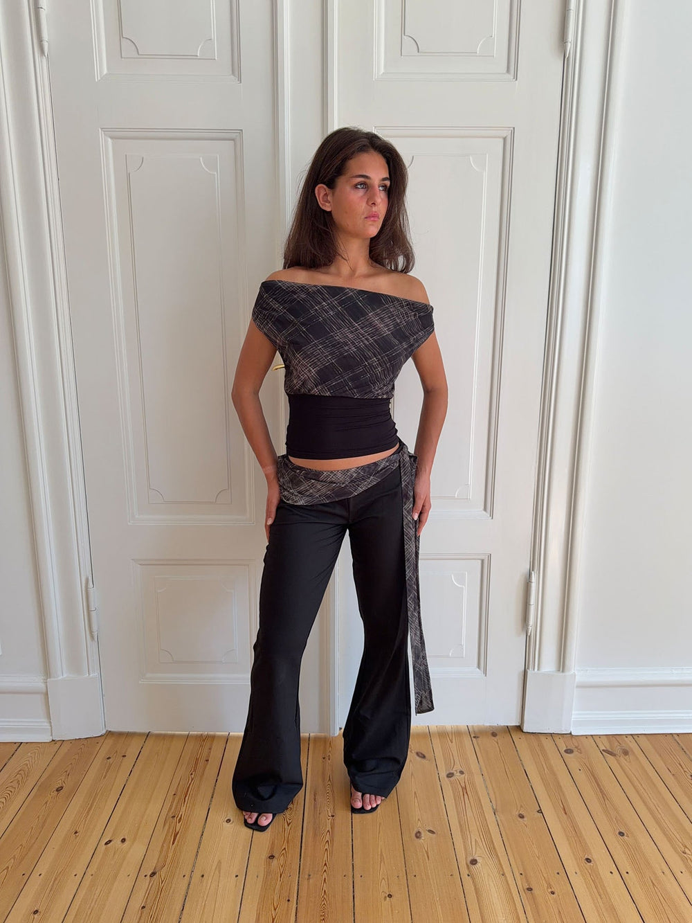 Lifina tie-waist trousers – Black