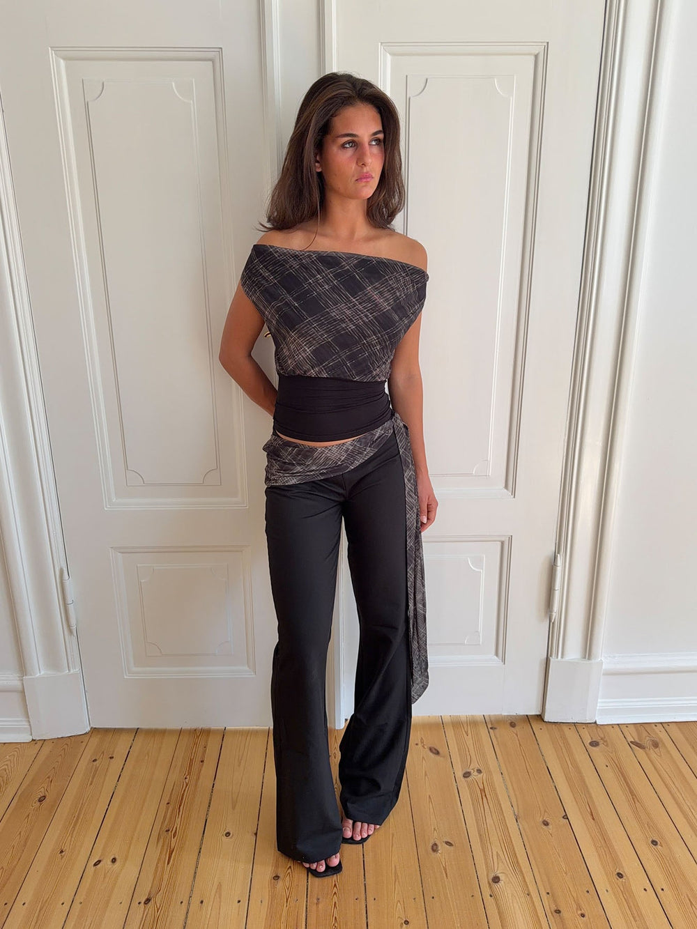Lifina tie-waist trousers – Black