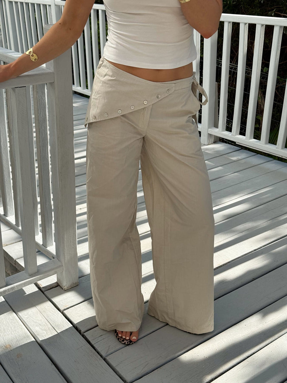 Scandivv trousers with details – Beige