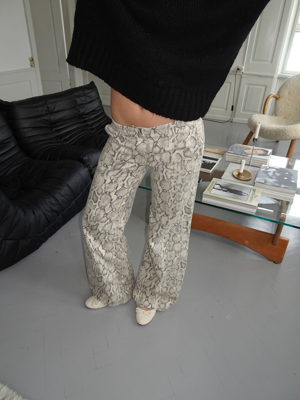 Berline trousers with snake print – Beige/grey