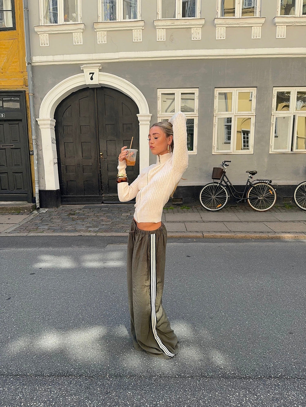 Samantha pants with striped details – Khaki