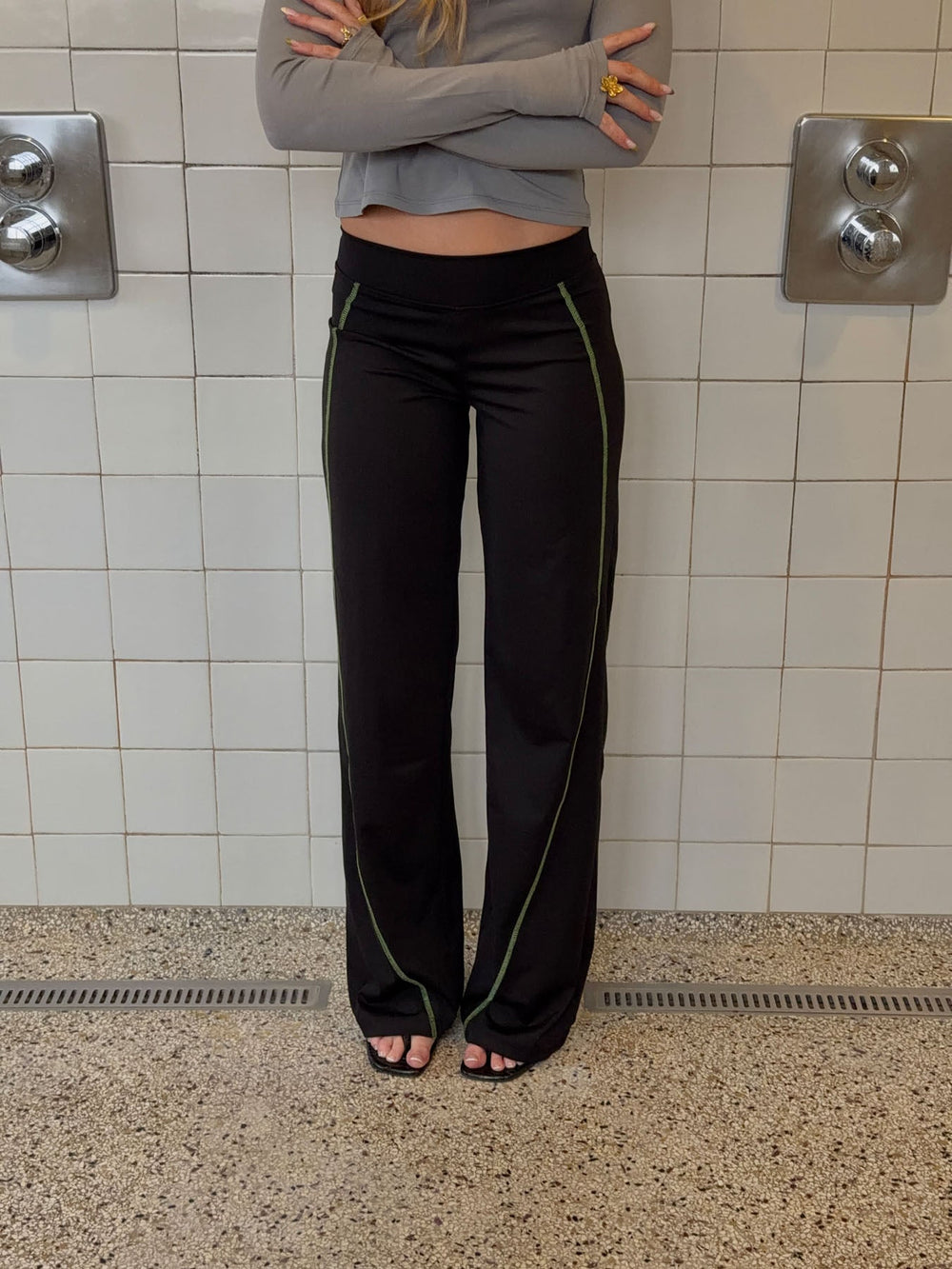 Hilda pants with detail - Black/green
