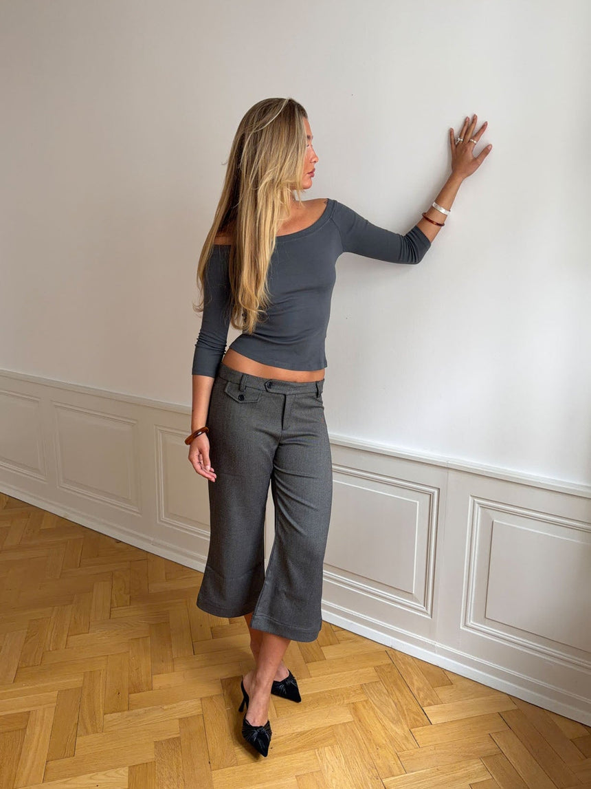 Taratina capri pants with details – Grey