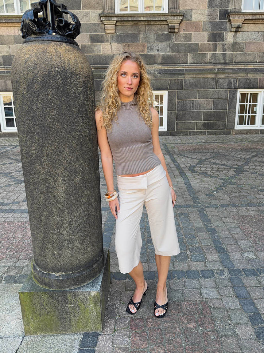 Calsia capri pants - Beige