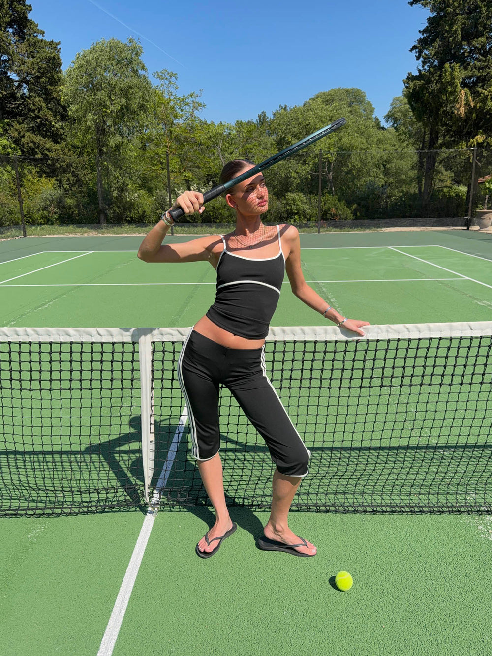 Speeda capri pants with stripes – Jet Black/cloud