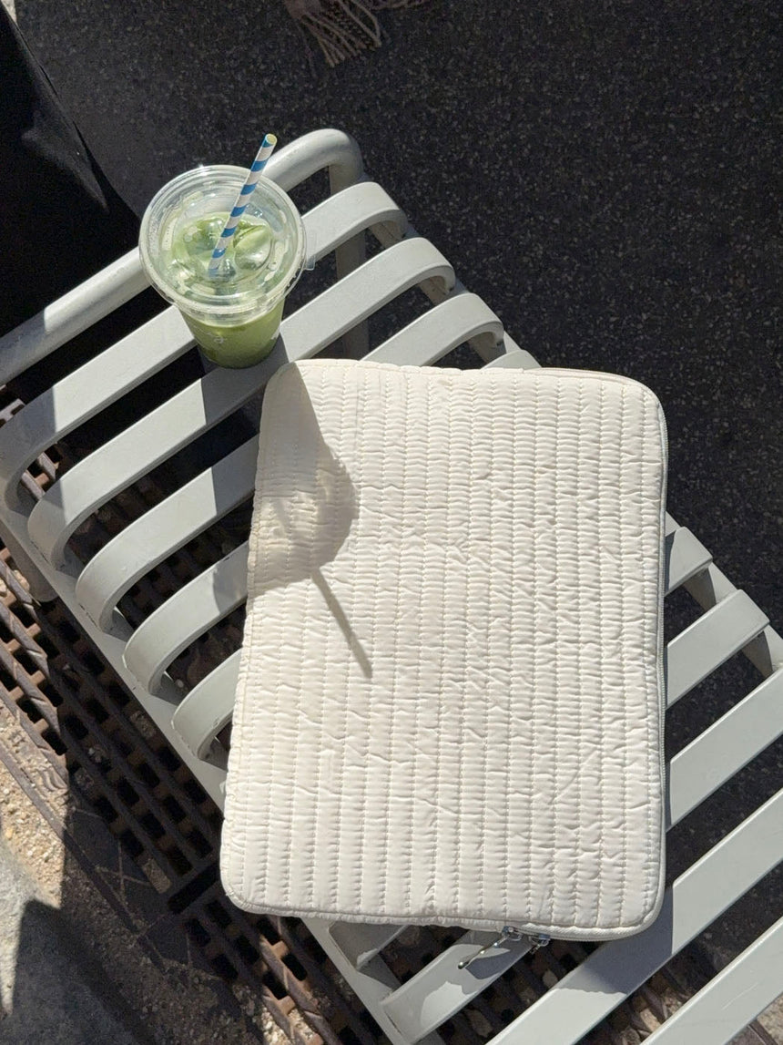 Sofi laptop sleeve - White