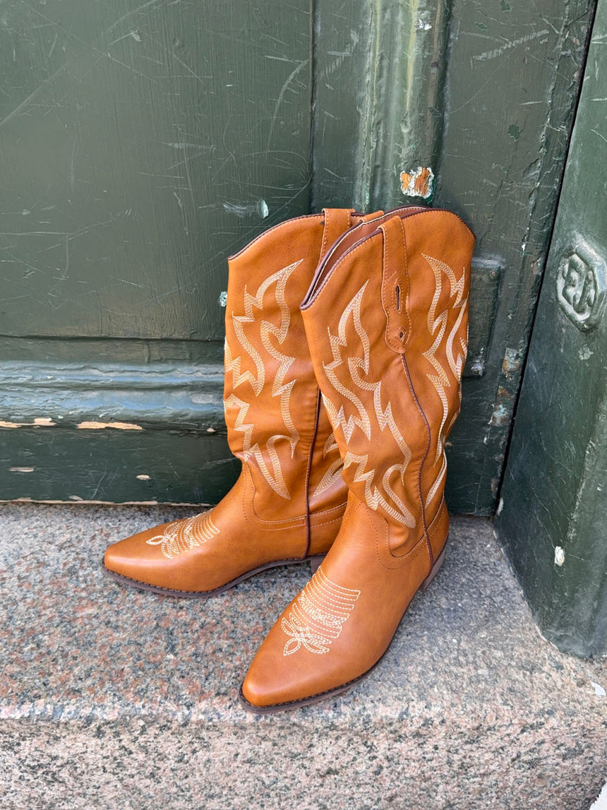 Cille Cowboy Boots - Brown
